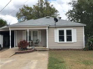 1050 Counts St, Stephenville, TX 76401