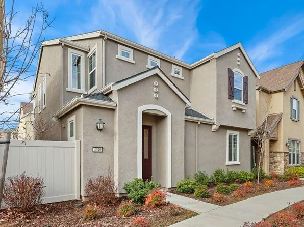 4040 Montcalm Pl, Roseville, CA 95747