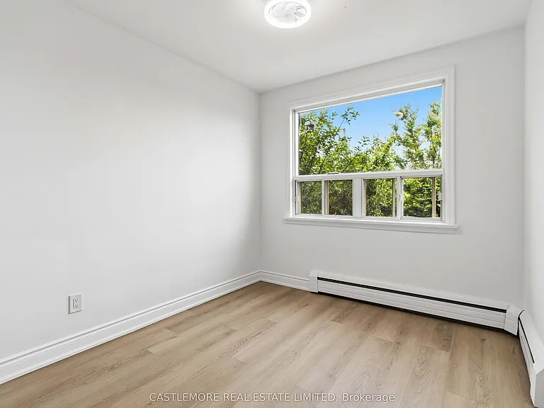 9 Allenby Ave #3 — Photo 12