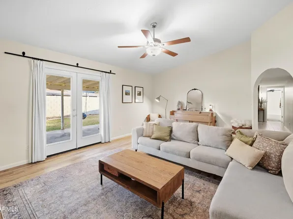 155 W Wagoner Road, Phoenix, AZ 85023