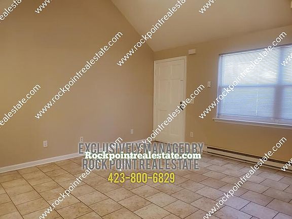 3rd image of 4687 Cary Ln #4687