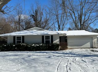 1605 Skyline Dr, Danville, IL 61832