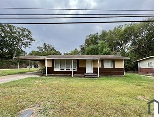 1105 E McDowell Rd, Jackson, MS 39204