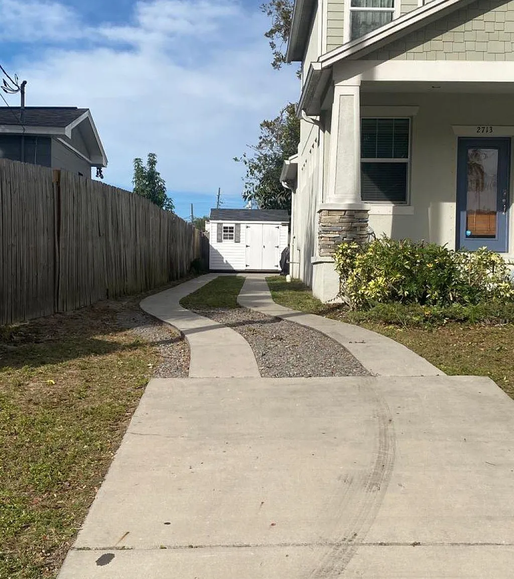 3 bed, 2.5 bath, 1780 sqft, $3,500 — Photo 2