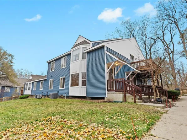 44750 Bayview Dr APT 37, Novi, MI 48377