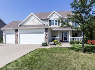 15607 Winston Ave, Urbandale, IA 50323