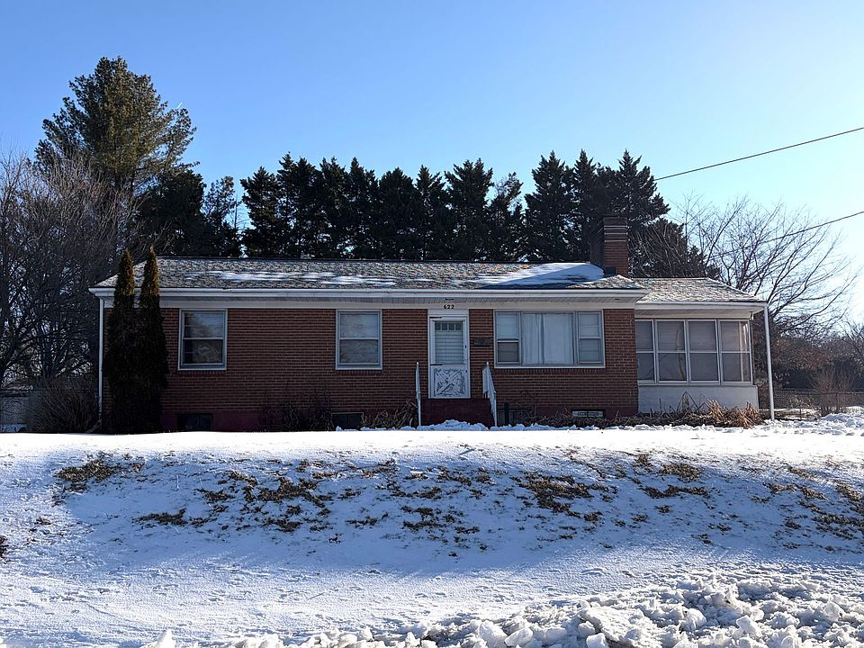 1st image of 622 Hayes Dr
