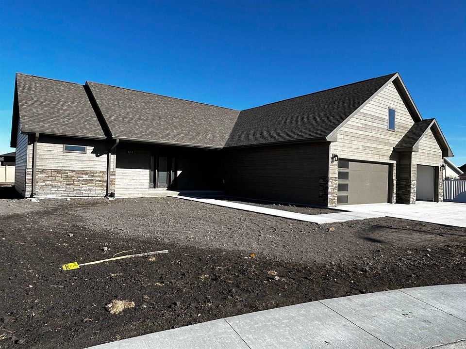 1st image of 4313 Bretwood Cir