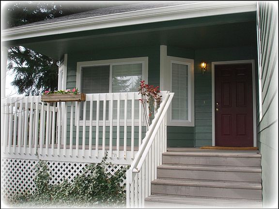 2nd image of 5238 Durand Pl SE