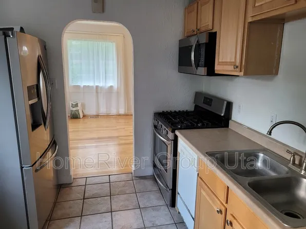 417 E Cleveland Ave, Salt Lake City, UT 84115