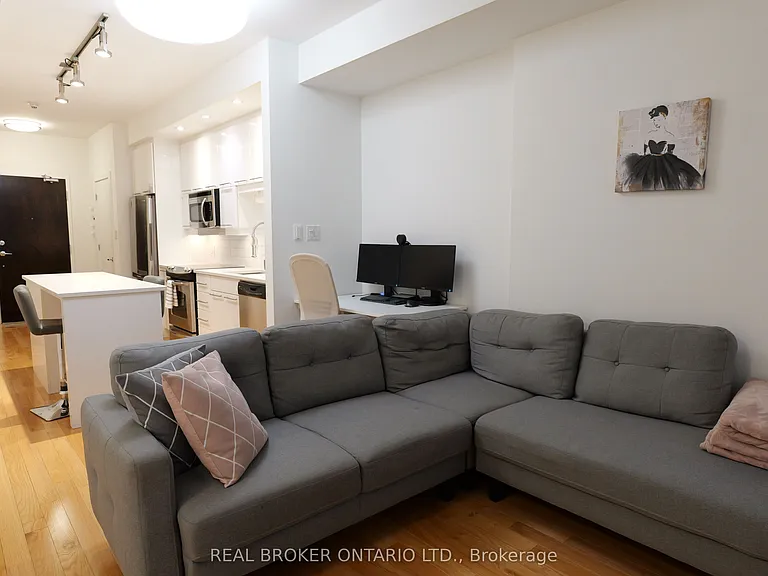 101 Richmond Rd #302 — Photo 7