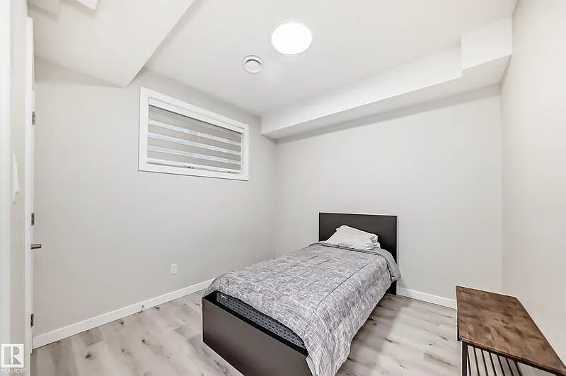 1 bed, 1.0 bath, 600 sqft, $999 — Photo 4
