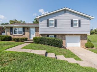 1308 McCroskey Way, Mount Sterling, KY 40353