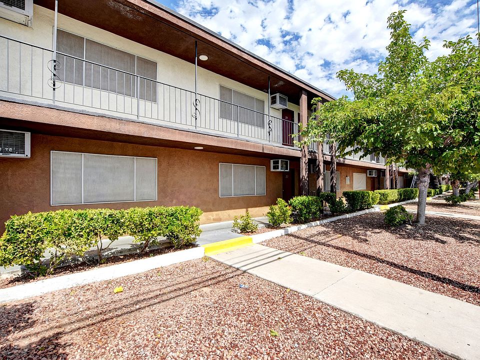 1st image of 3831 University Center Dr APT 1