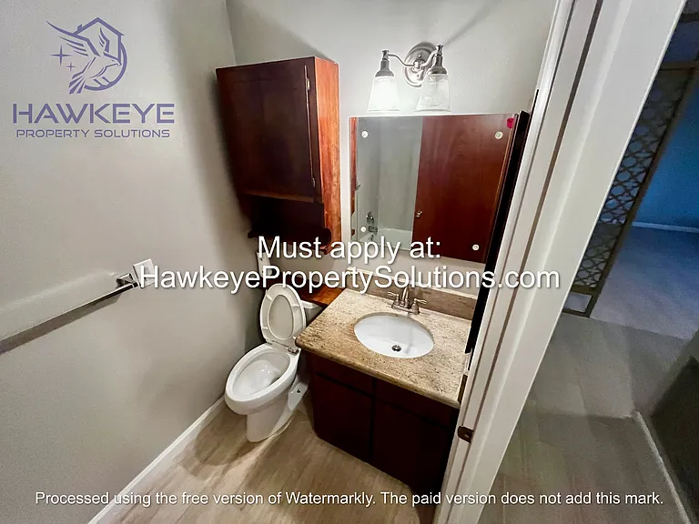 3205 Carleton Cir W — Photo 9