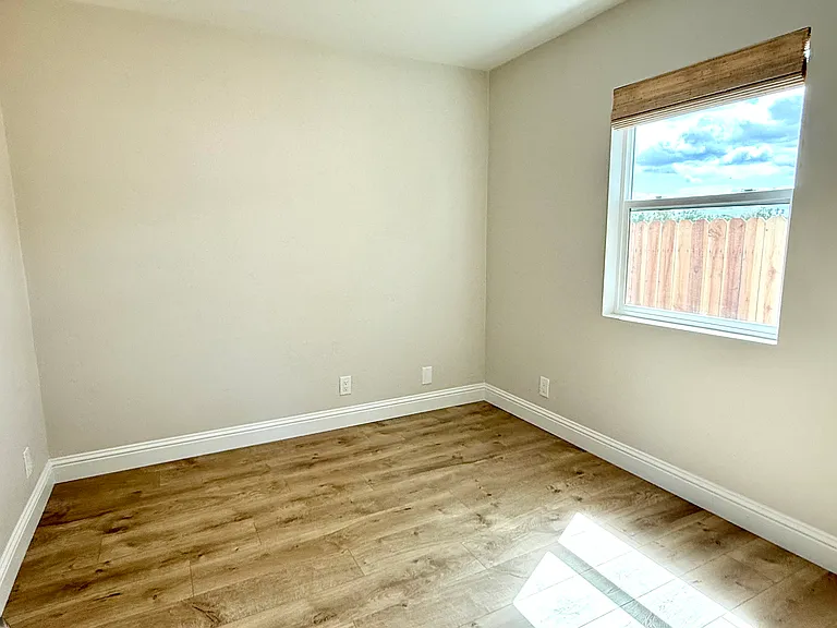 28351 Mace Blvd — Photo 7
