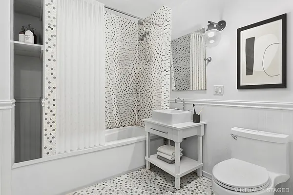 Rented by Compass | media 13