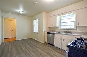 5042 Grape St — Photo 8