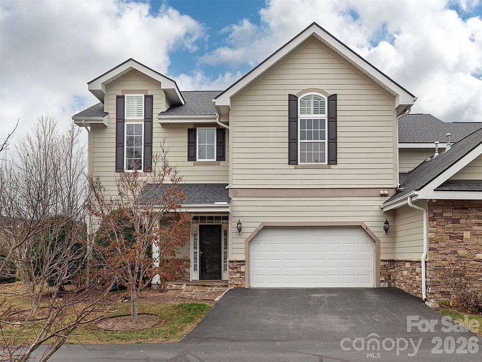 1st image of 132 Towne Place Dr