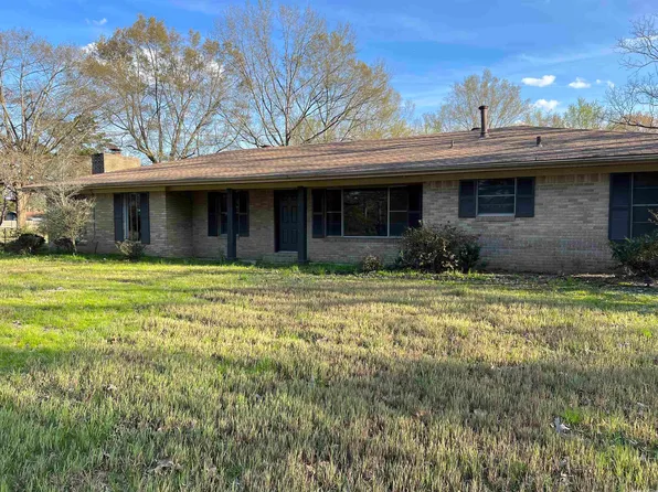 6104 Sulphur Springs Rd, Pine Bluff, AR 71603