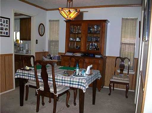 3rd image of 16534 Woodlake Dr