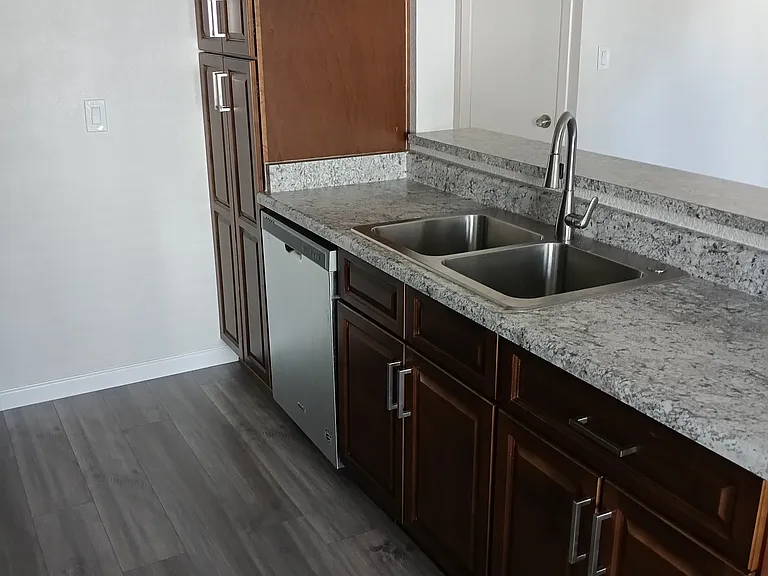 2910 W Marconi Ave #202 — Photo 1