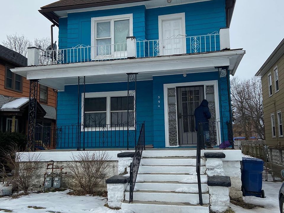 1st image of 594 Kensington Ave