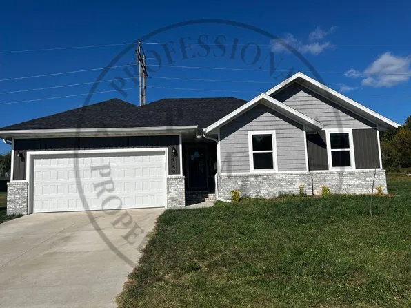 2359 W Twin Lakes Dr, Springfield, MO 65803