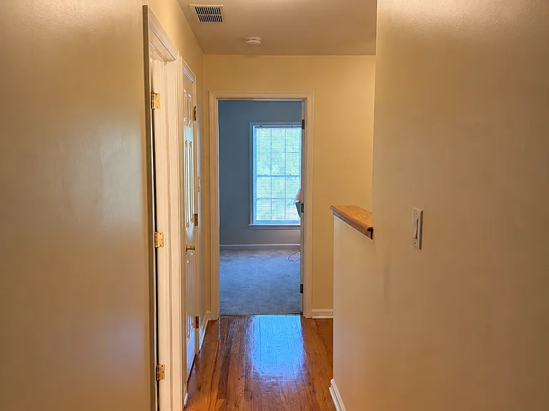 4 Laurel Heights Rd #4 — Photo 14