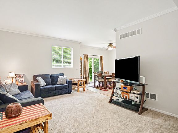 5th image of 16623 Willow Walk Dr
