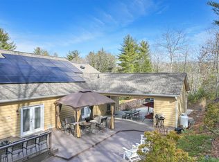24 Lamplighter Ln, Weaverville, NC 28787