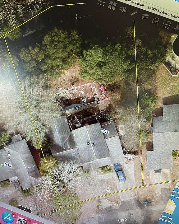 2nd image of 1412 F Ave