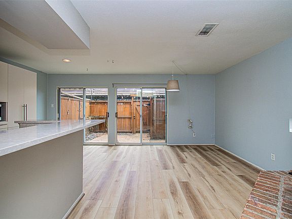 5th image of 5800 Lumberdale Rd Unit 113