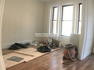 27 Massachusetts Ave #1C, Boston, MA 02115