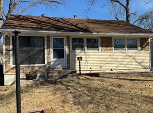 243 Midlothian Rd, Saint Louis, MO 63137