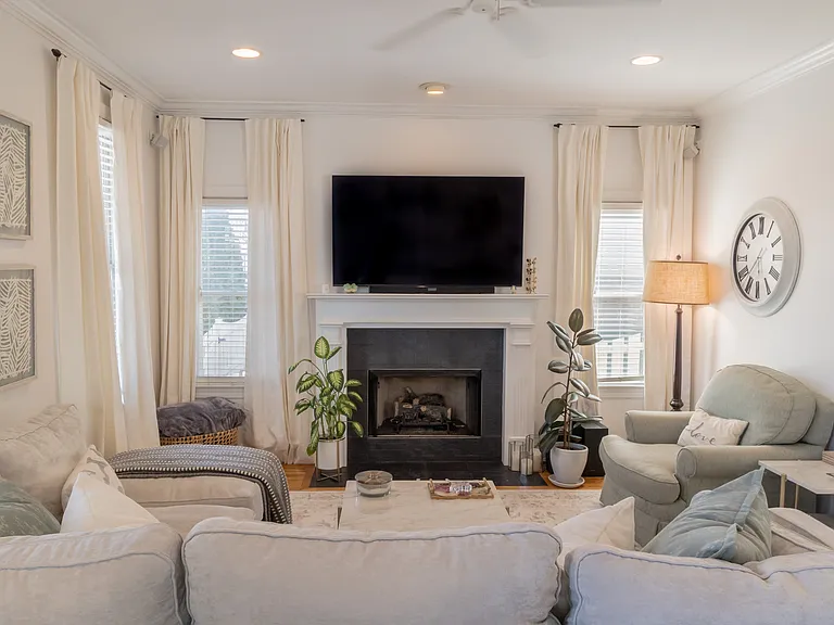 424 Patina Cir — Photo 4