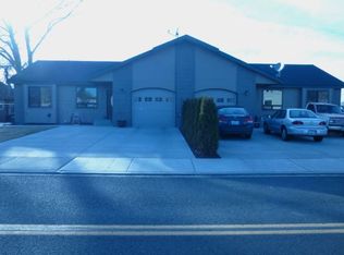 208 & 210 S Rivard Rd #208, Moxee, WA 98936