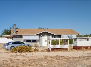 9022 Glendale Ave, Hesperia, CA 92345
