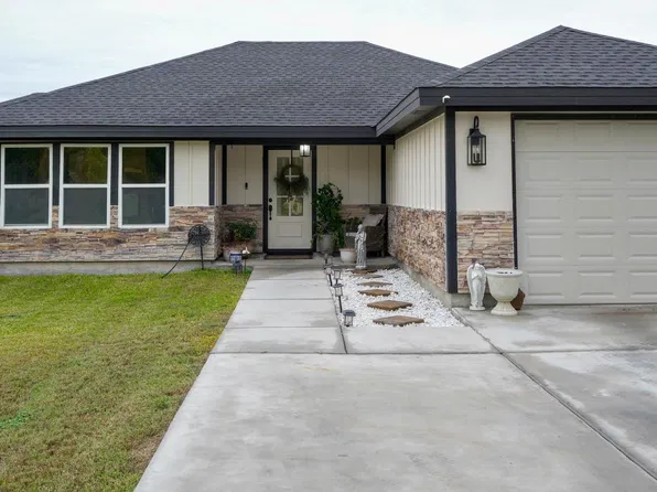 412 W Strickland St, Del Rio, TX 78840