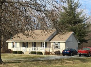 15 County Road 1200 N, Neoga, IL 62447