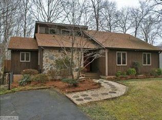 2545 Lockwood Dr, Winston Salem, NC 27103