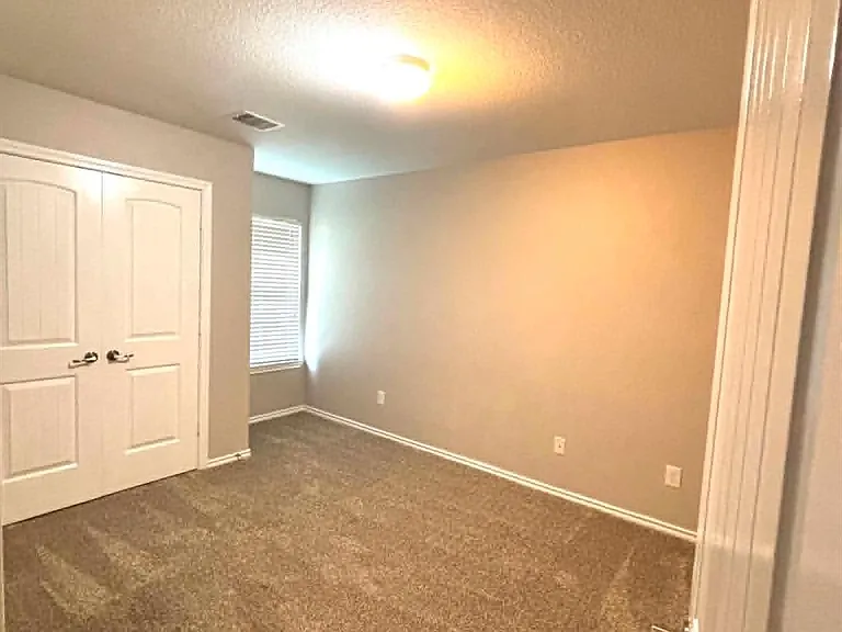 1707 Hickory Burl Ln — Photo 20