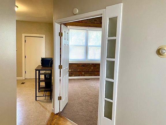 5th image of 3908 Hereford St Floor 1