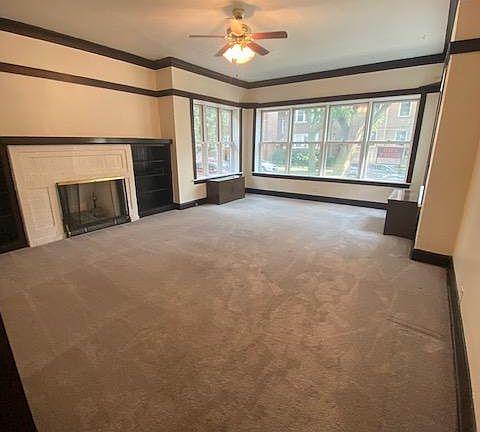 2nd image of 2544 W Gunnison St #1