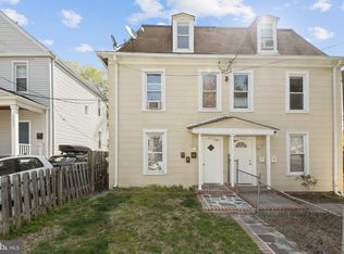 3805 33rd St, Mount Rainier, MD