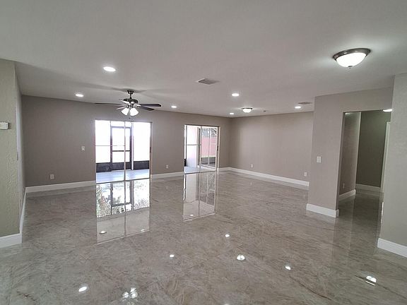 3rd image of 9219 SW 1st Pl