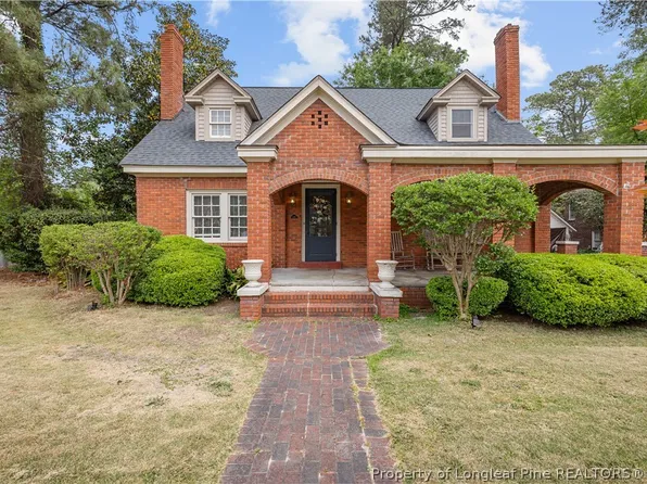 209 E 18th St, Lumberton, NC 28358