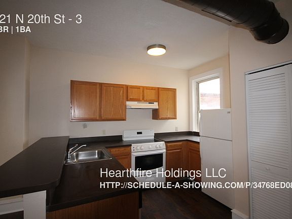 3rd image of 921 N 20th St #3