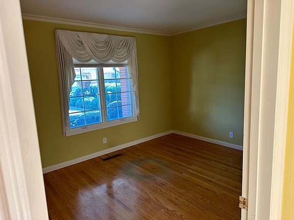 5th image of 12523 Northampton Ct