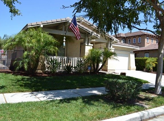 2nd image of 516 Eureka Dr